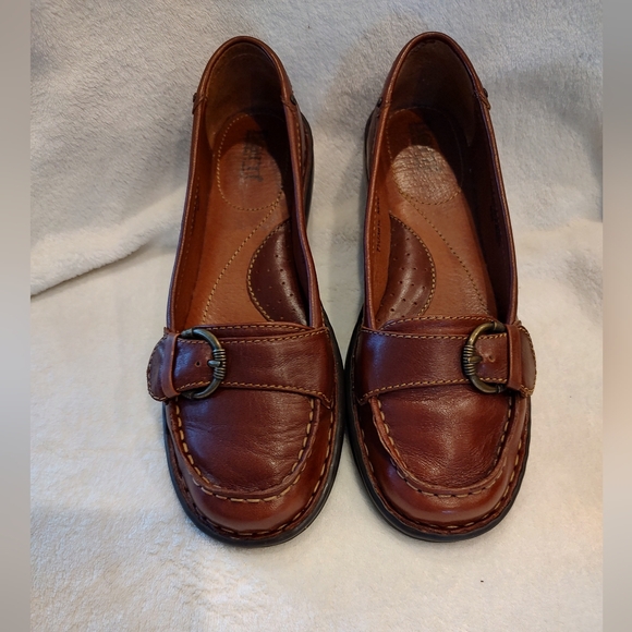 Born leather buckle loafers size 7.5 - Picture 4 of 9